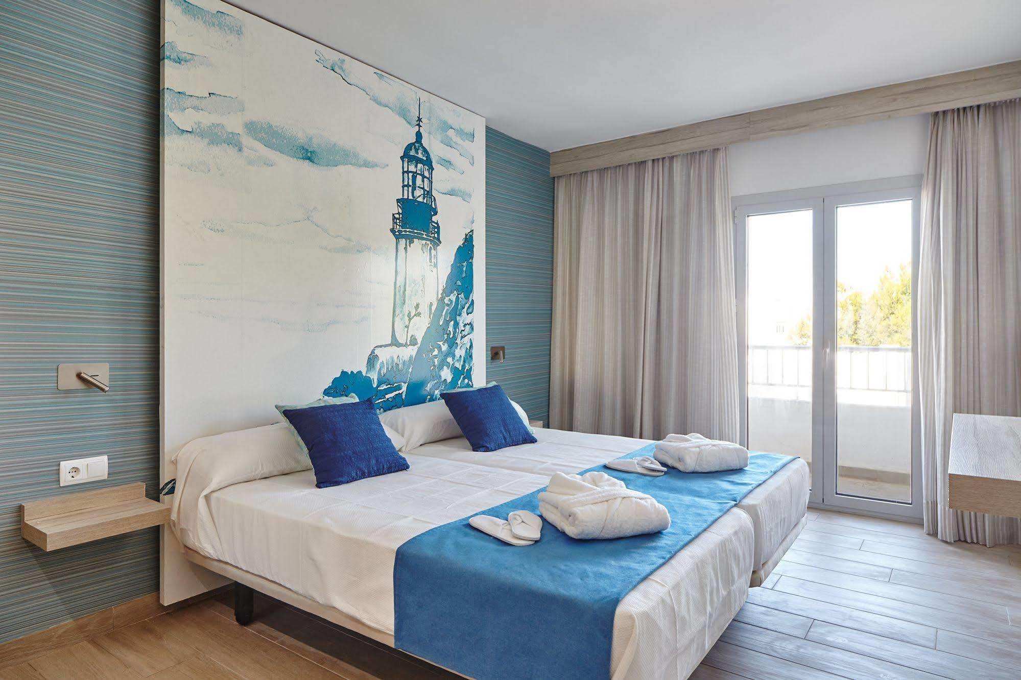 Sol Bahía Ibiza Suites San Antonio Abad Exterior foto